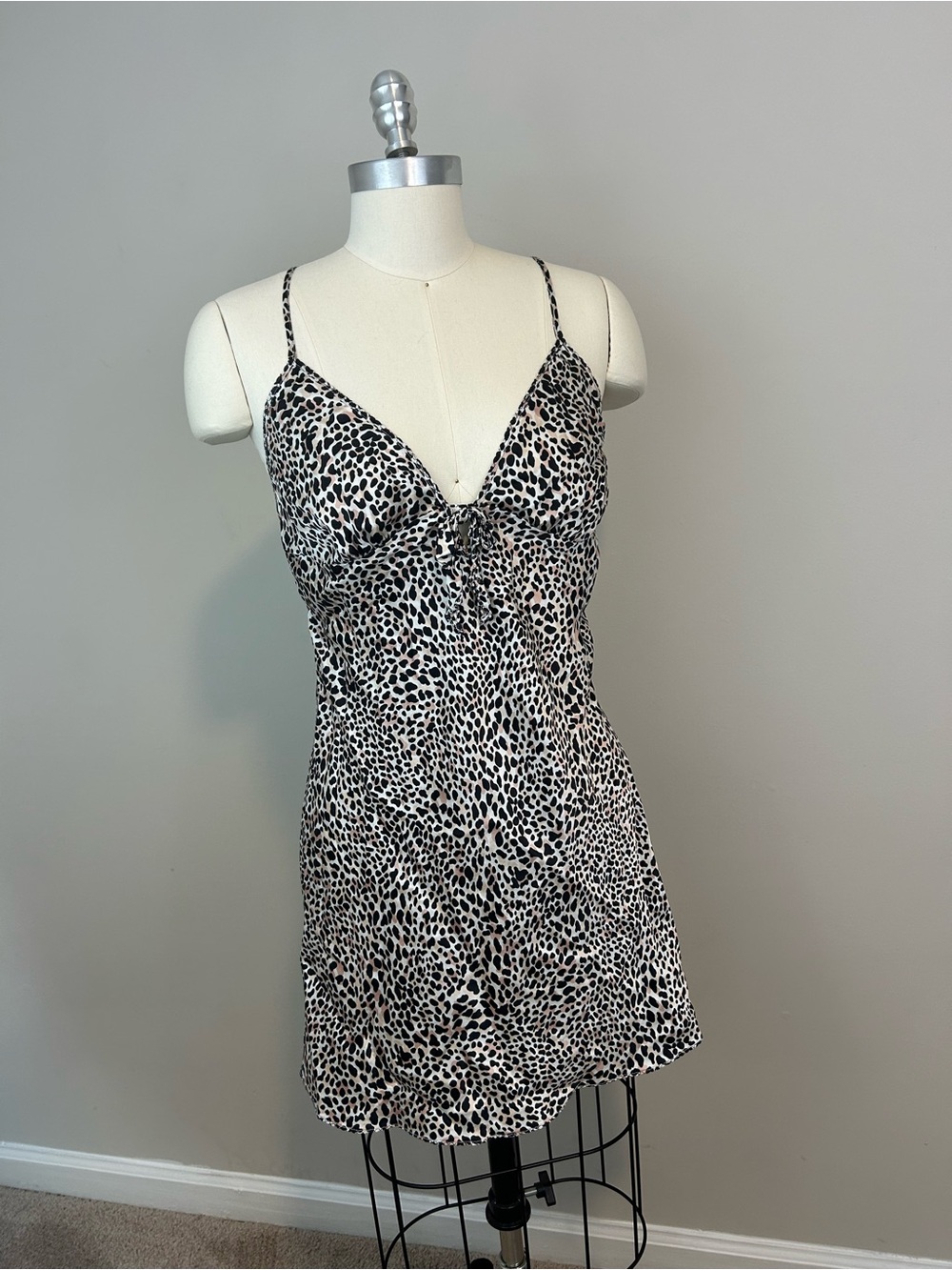 Victoria's Secret 100% Silk Leopard Mini Dress Sz Large